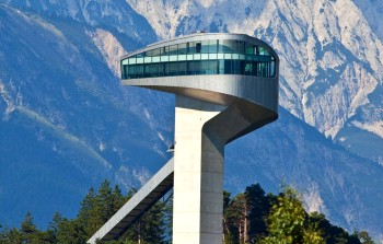 Innsbruck  : الدليل السياحي   انسبروك