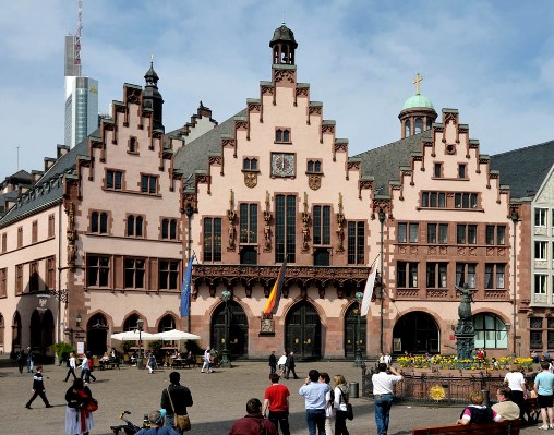 See Dunia - شوف الدنيا   :  Frankfurt -  الاماكن السياحية في فرانكفورت 