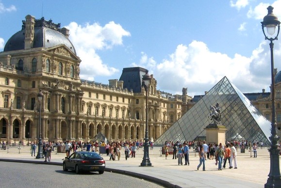 معلومات سياحية باريس  