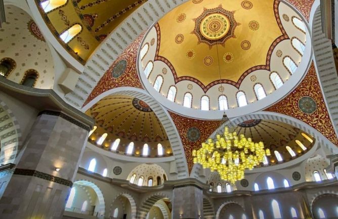 See Dunia : الاماكن السياحية في الفجيرة 